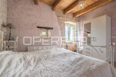 Traditional Istrian Stone Villa with Pool for Sale in Svetvincenat, Croatia - foto 22