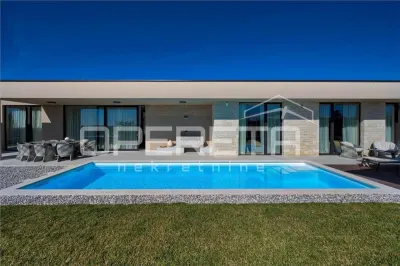 Modern Ground-Floor Villa for Sale in Porec, Croatia - Porec