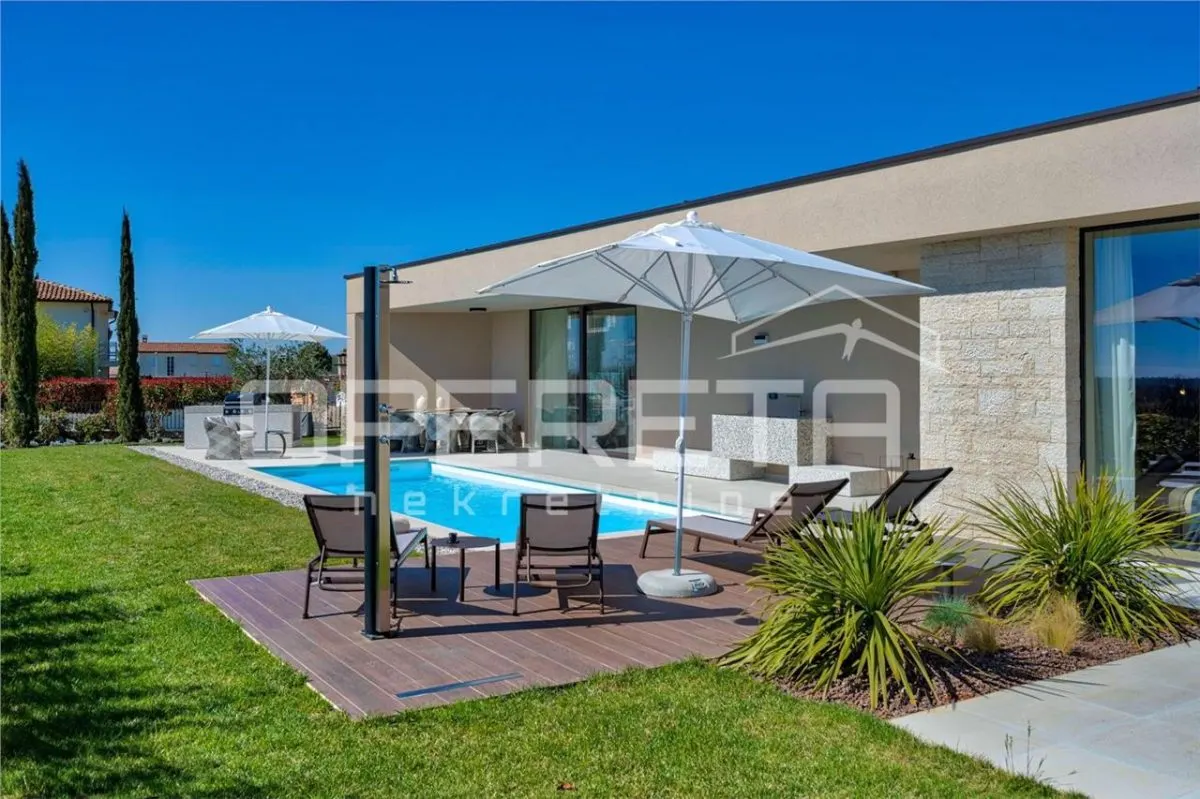 Modern Ground-Floor Villa for Sale in Porec, Croatia – Sea View - foto 18