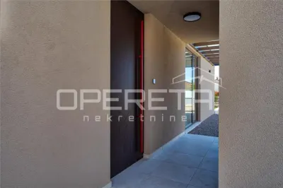 Modern Ground-Floor Villa for Sale in Porec, Croatia – Sea View - foto 25