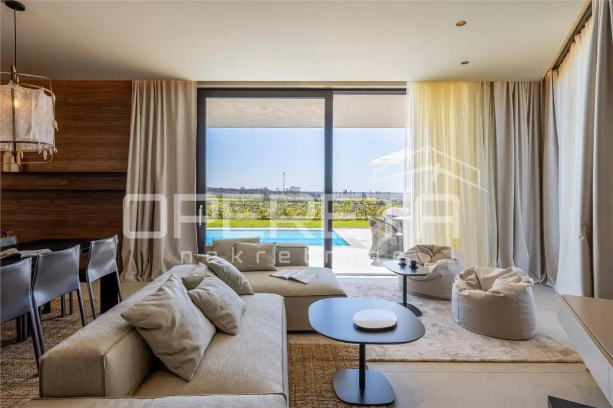 Modern Ground-Floor Villa for Sale in Porec, Croatia – Sea View - foto 9