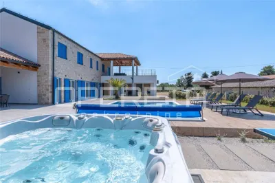 Casa vila de vanzare in Croatia, Višnjan - foto 4