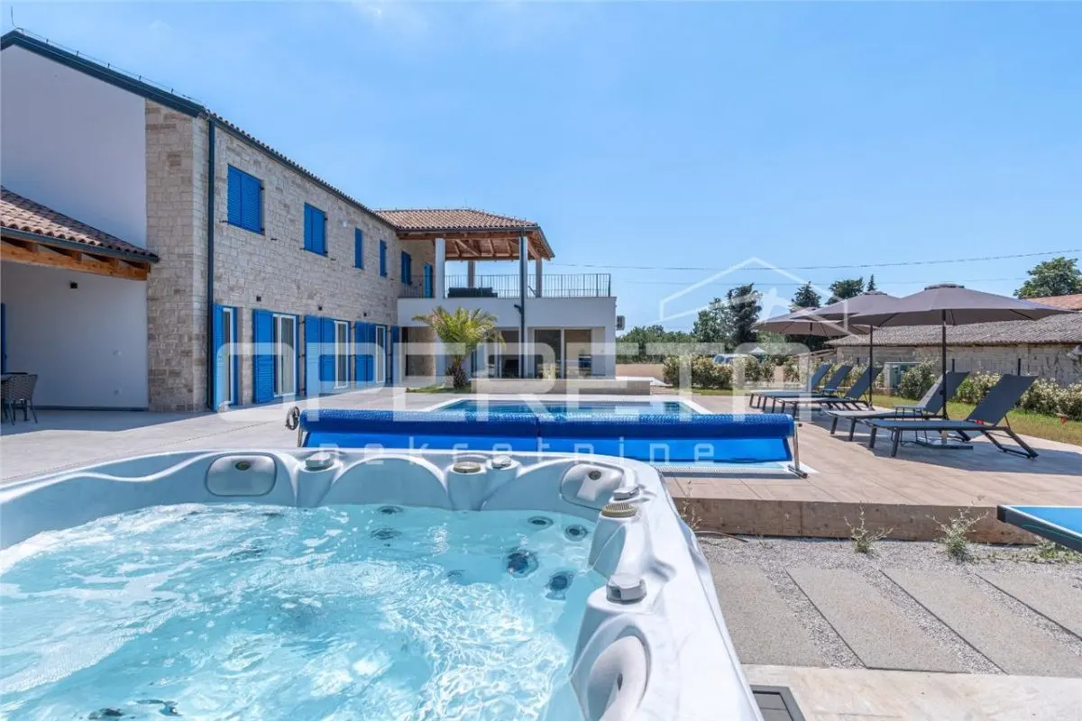 Casa vila de vanzare in Croatia, Višnjan - foto 4