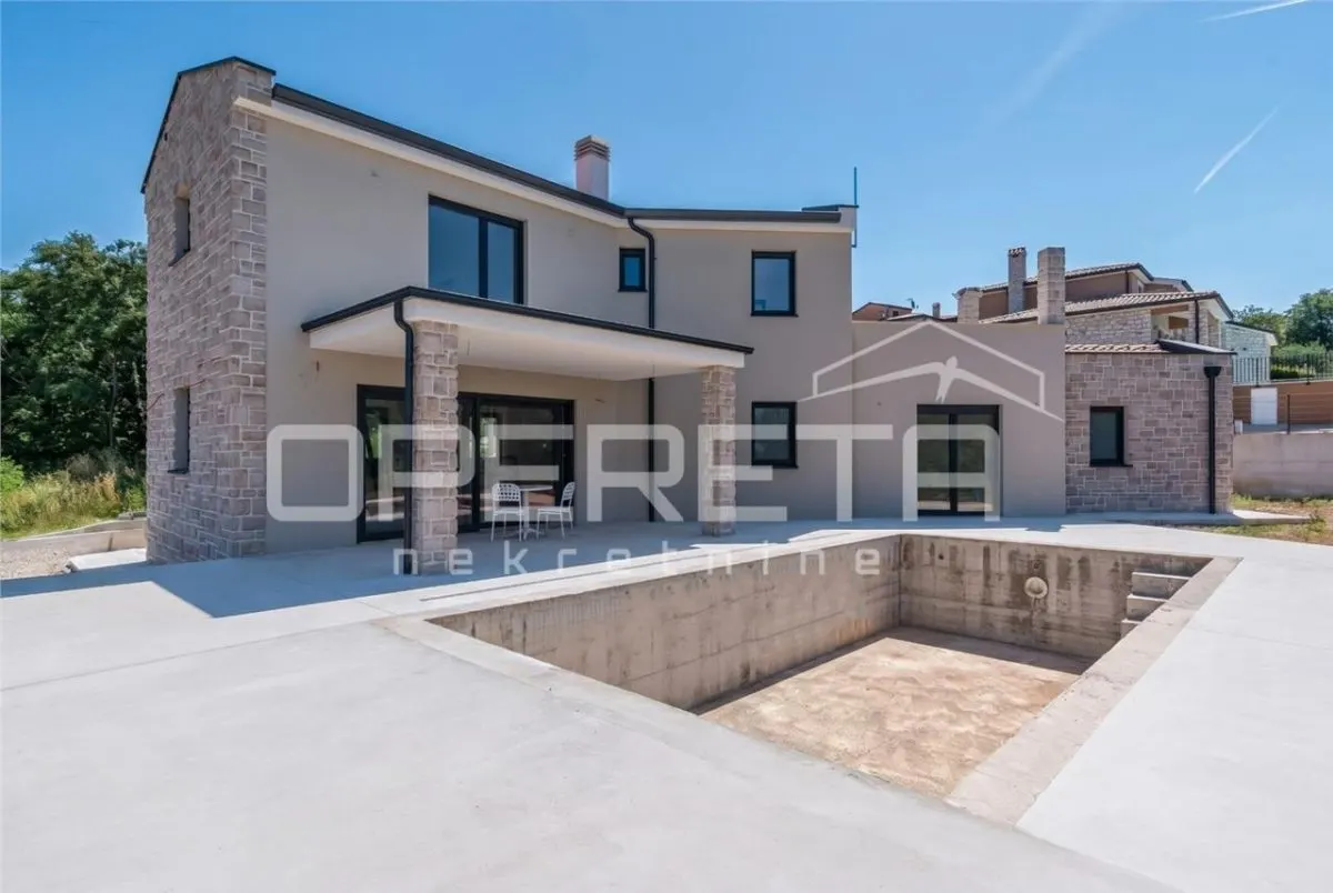 Mediterranean Villa for Sale in Porec, Croatia - foto 1