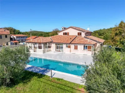Élégante Villa à Vendre à Vrsar, Croatie - Vrsar