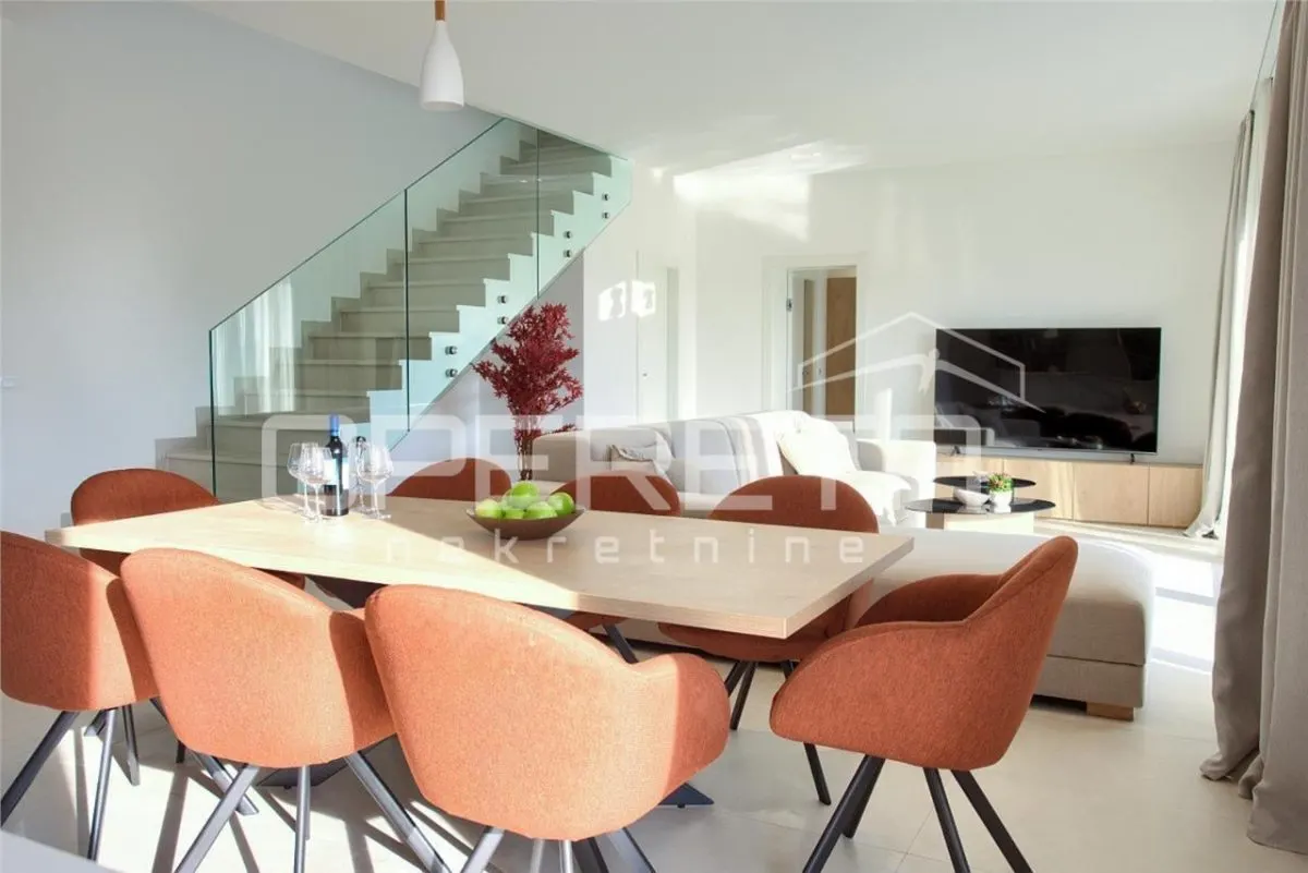 Casa vila de vanzare in Croatia, Malinska - foto 3
