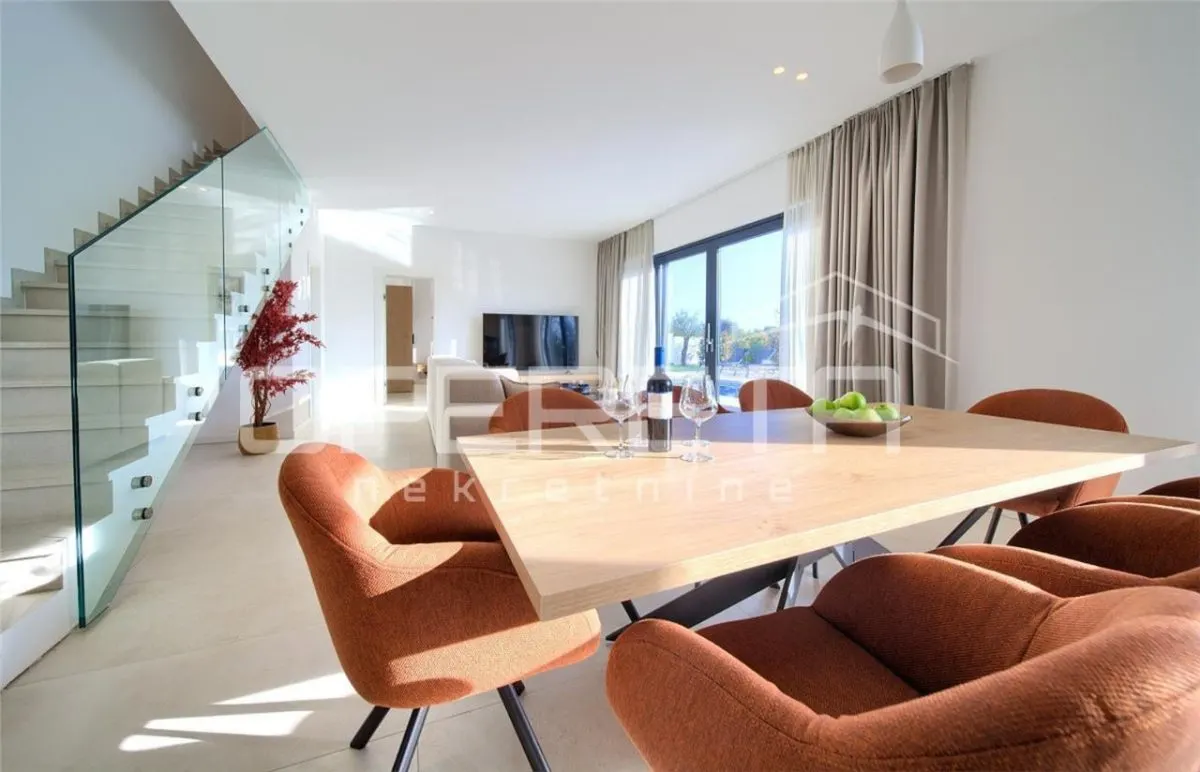 Casa vila de vanzare in Croatia, Malinska - foto 6