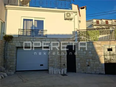 فيلا سكنية فسيحة للبيع في دوغي رات، كرواتيا - foto 22