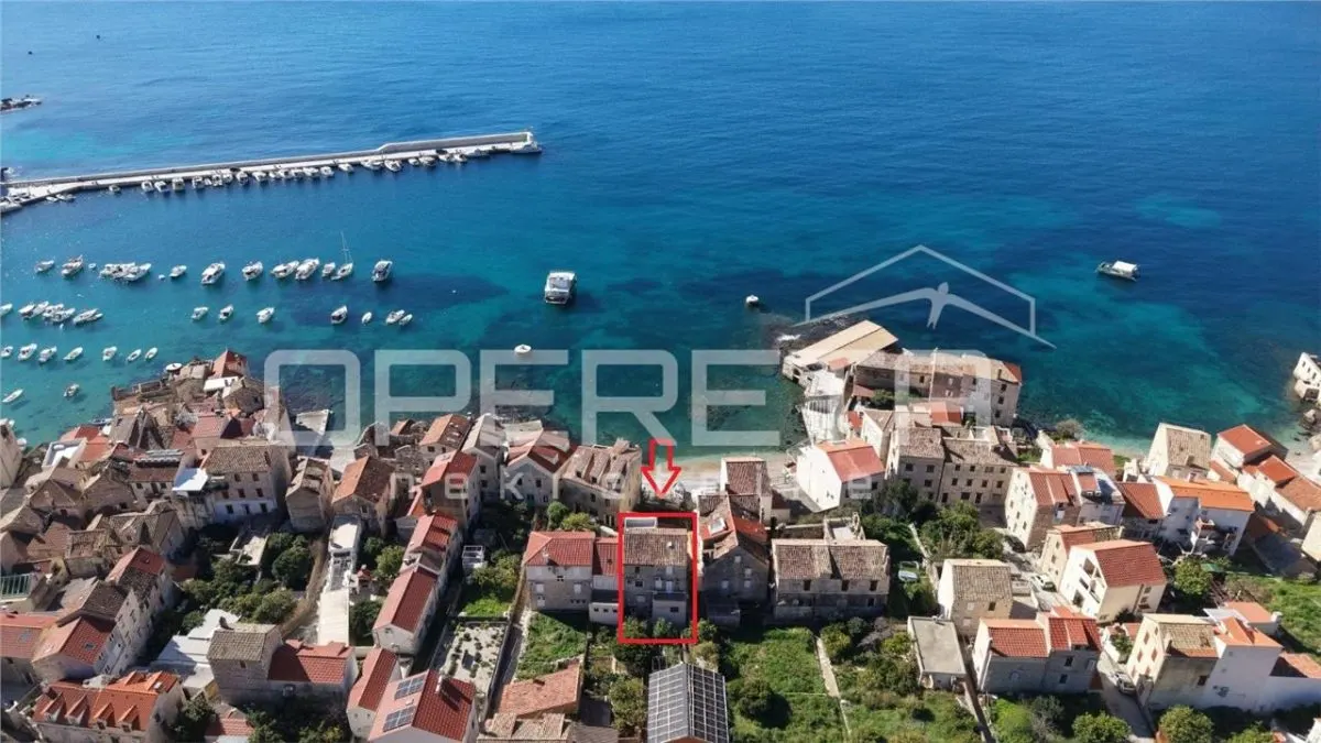 Casa vila de vanzare in Croatia, Komiza - foto 1