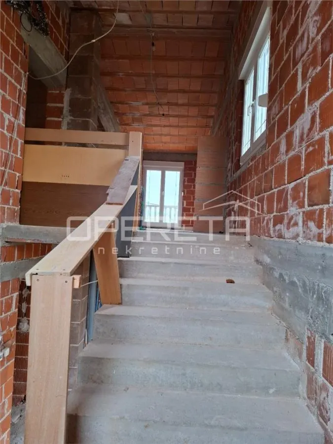 Casa vila de vanzare in Croatia, Malinska - foto 19