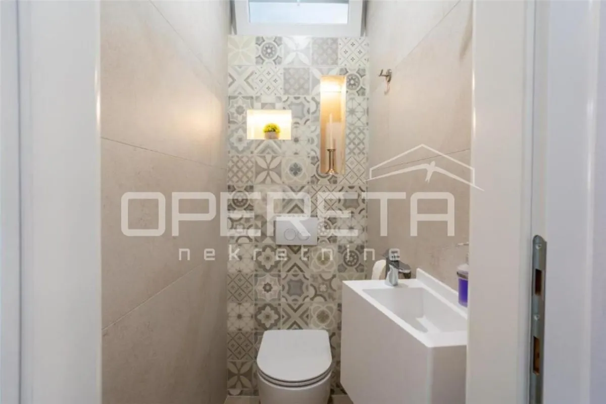 Luxury Villa with 5 Units, Pool and Investment Potential, Nin, Croatia - foto 18