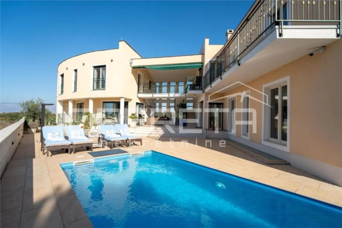 Luxury Villa with 5 Units, Pool and Investment Potential, Nin, Croatia - foto 3
