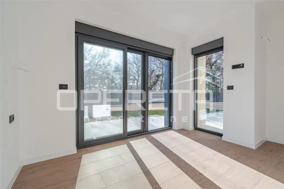 Casa vila de vanzare in Croatia, Porec - foto 13