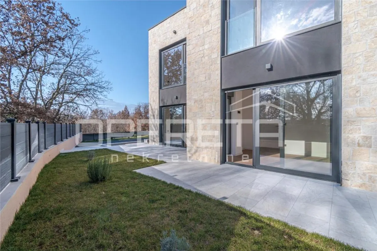 Casa vila de vanzare in Croatia, Porec - foto 23