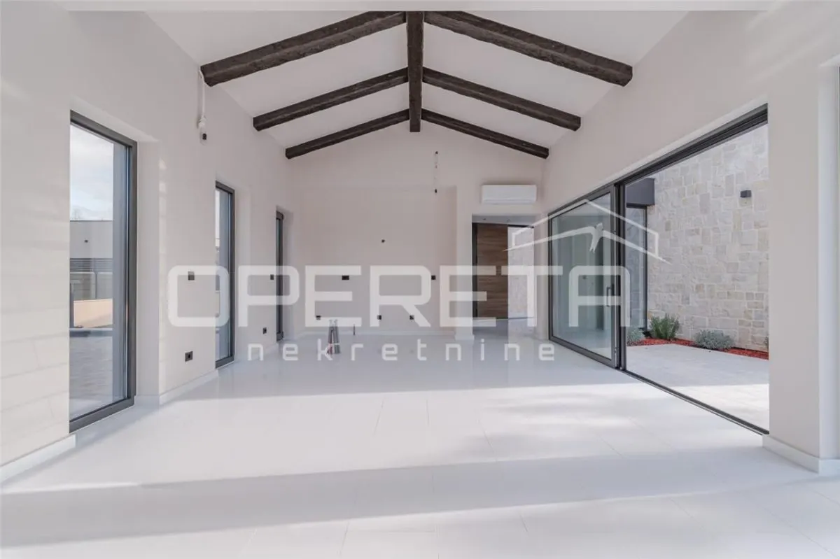 Casa vila de vanzare in Croatia, Porec - foto 6