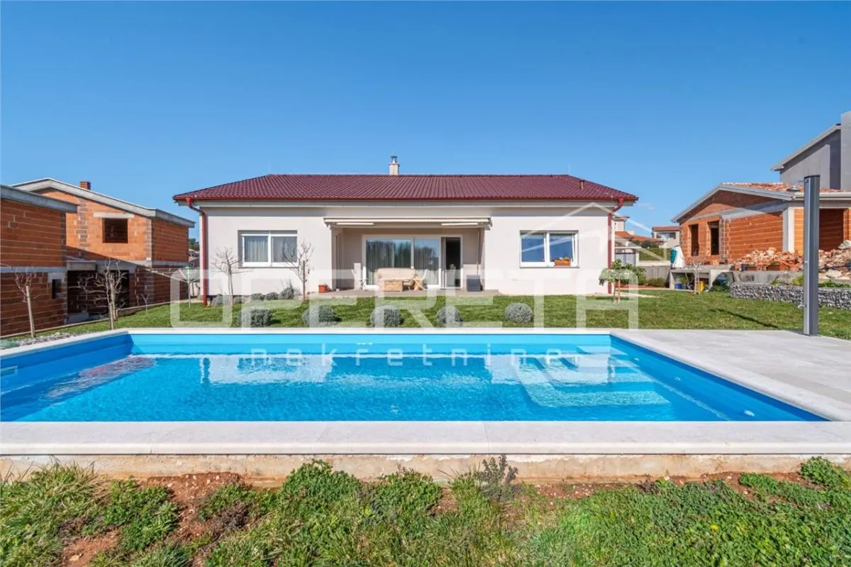 Modern Single-Story Villa with Pool and Smart Home System, Kaštelir, Croatia - foto 18