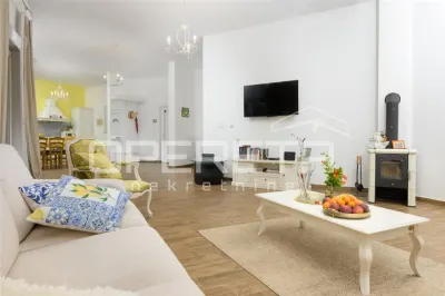 Modern Villa for Sale in Svetvincenat, Central Istria, Croatia - foto 6