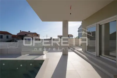 Modern Villa with Swimming Pool and Sea Views for Sale in Liznjan, Croatia - foto 5