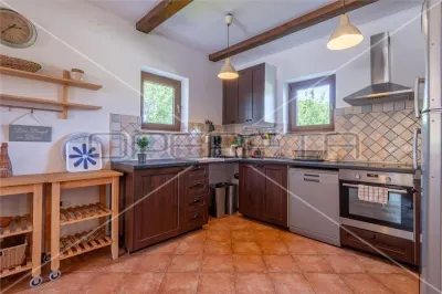 Rustic Villa for Sale in Svetvincenat, Istria, Croatia - foto 11