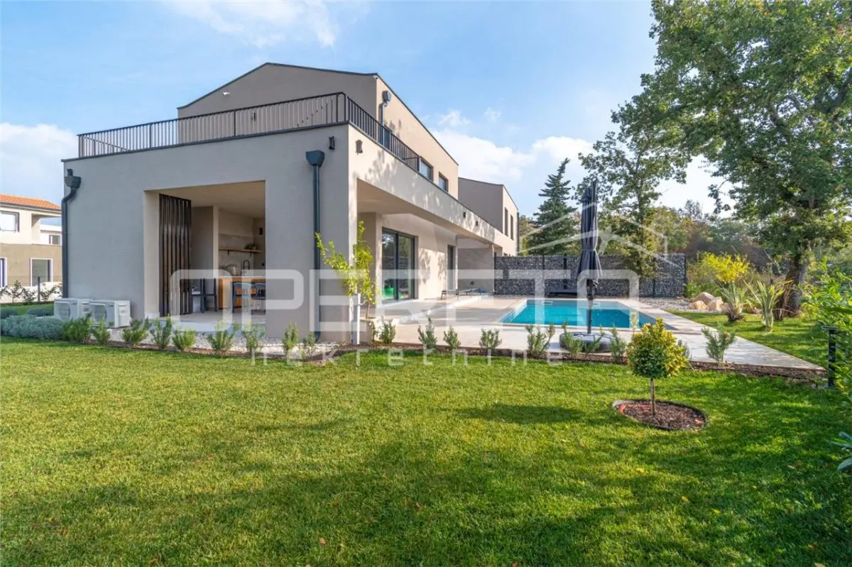 Villa for Sale in Porec, Croatia - foto 1