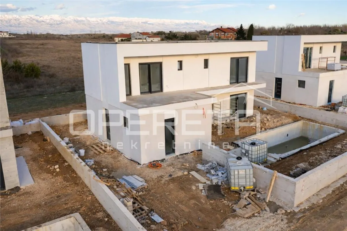 Modern Villa with Pool for Sale in Privlaka, Croatia - foto 18