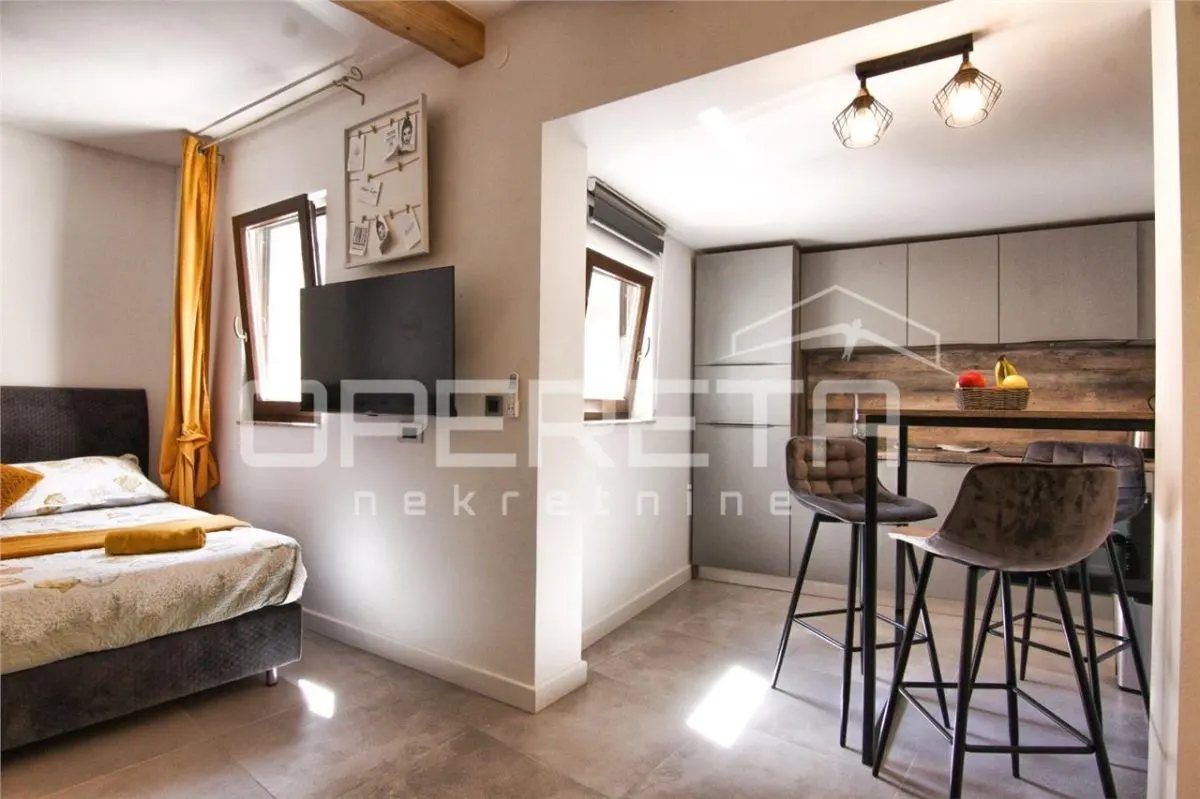 Casa vila de vanzare in Croatia, Sveti Filip i Jakov - foto 1