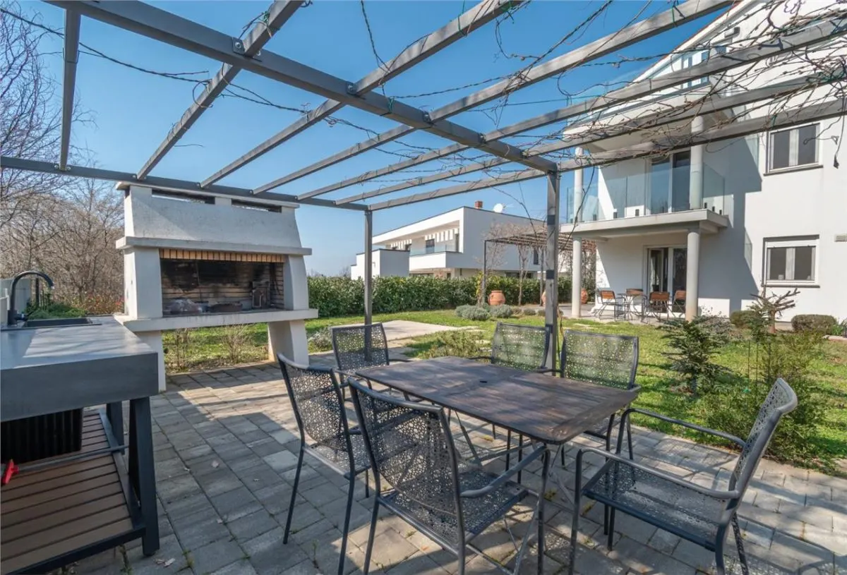 Casa vila de vanzare in Croatia, Porec - foto 13