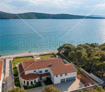 Luxury Detached Villa with Pool for Sale in Šibenik, Croatia - foto 23