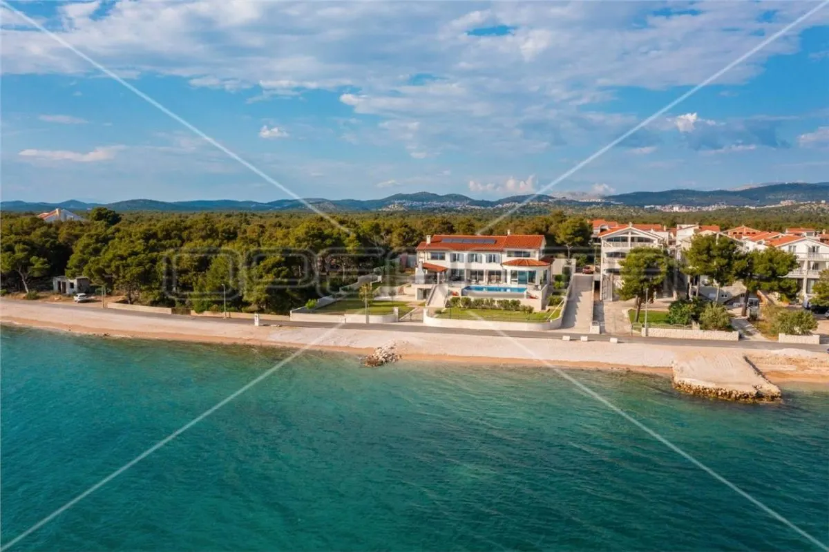 Luxury Detached Villa with Pool for Sale in Šibenik, Croatia - foto 24