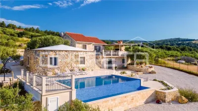 Casa vila de vanzare in Croatia, Postira - Postira
