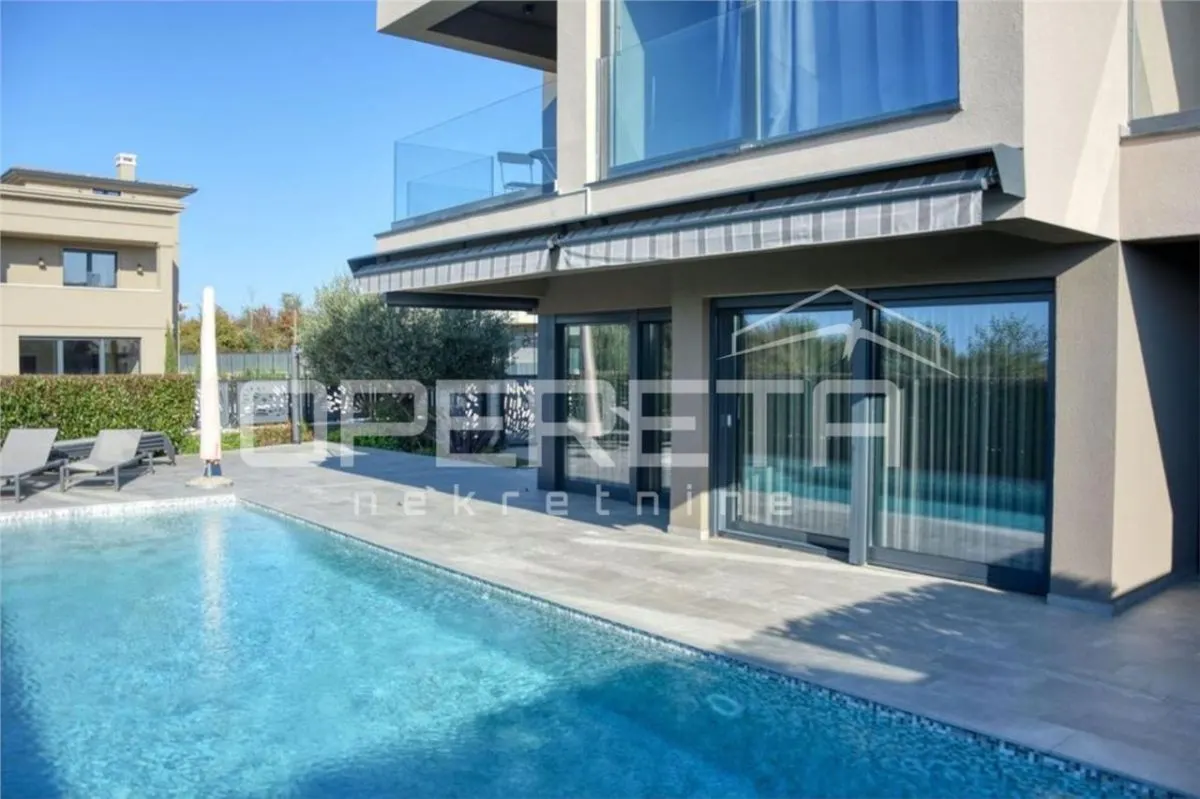 Luxury Modern Villa for Sale in Porec, Croatia - foto 1