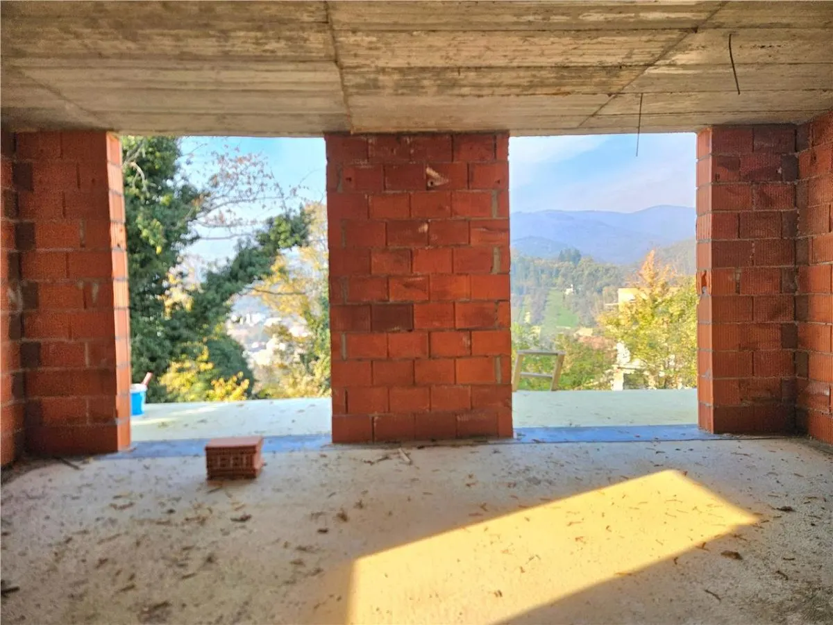 Villa for Sale in Zagreb, Croatia – Remete - foto 5
