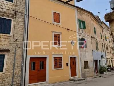 فيلا بثلاث شقق للبيع في سكرادين، كرواتيا - Skradin