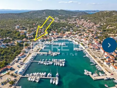Villa en Venta en Croacia, Jezera, Murter – Frente al Mar con Piscina - foto 2