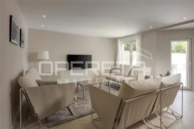 Elegant Villa for Sale in Brtonigla, Istria, Croatia - Brtonigla