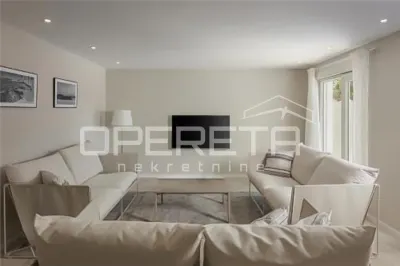 Elegant Villa for Sale in Brtonigla, Istria, Croatia - foto 2