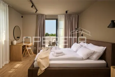 Exclusive Newly Built Stone Villa with Pool and Sea View, Poreč, Croatia - foto 17