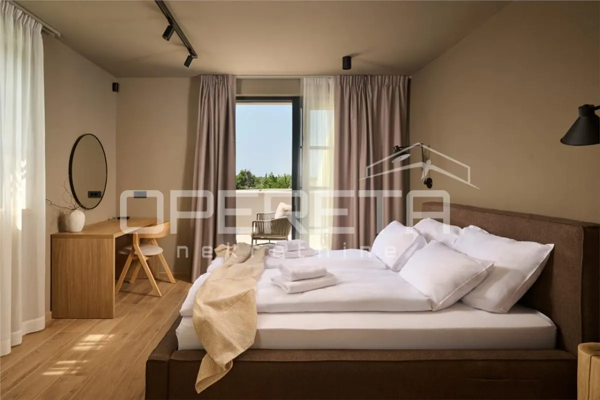 Exclusive Newly Built Stone Villa with Pool and Sea View, Poreč, Croatia - foto 17