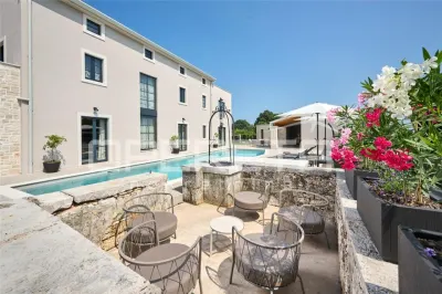 Exclusive Newly Built Stone Villa with Pool and Sea View, Poreč, Croatia - foto 3