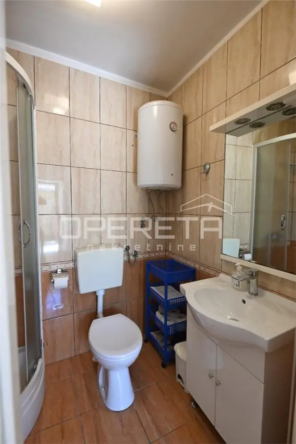 Three-Apartment House for Sale in Mali Lošinj, Croatia - foto 14