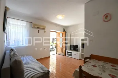 Three-Apartment House for Sale in Mali Lošinj, Croatia - foto 17