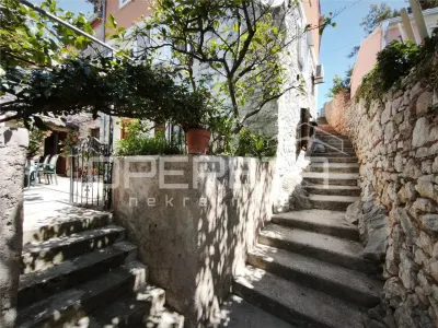 Three-Apartment House for Sale in Mali Lošinj, Croatia - foto 18