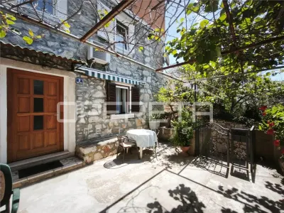 Three-Apartment House for Sale in Mali Lošinj, Croatia - foto 9
