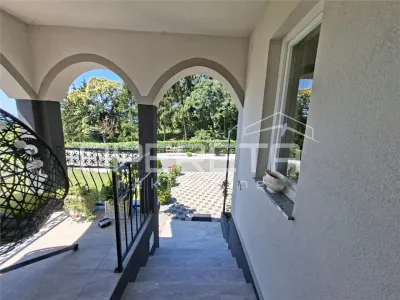 Family Villa for Sale in Lopatinec, Croatia - foto 23