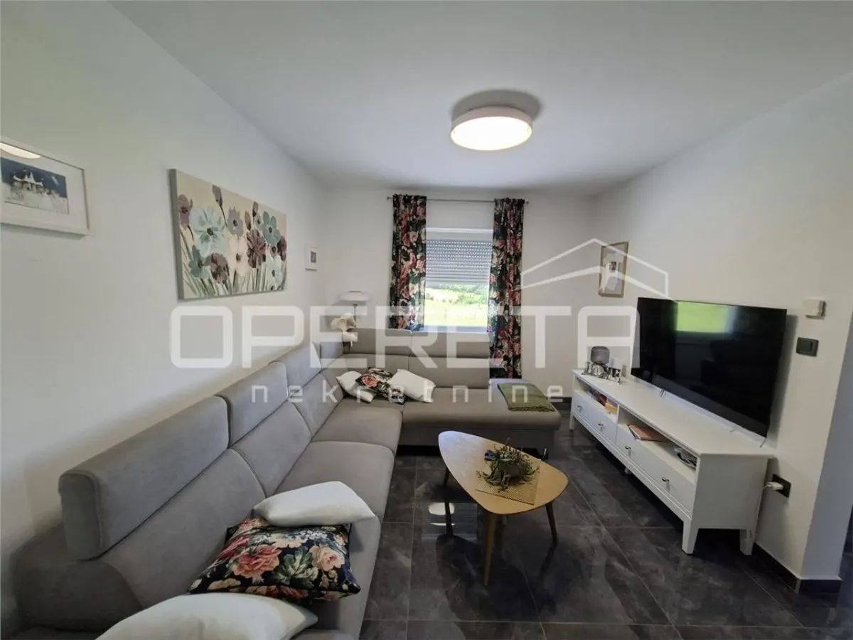 Family Villa for Sale in Lopatinec, Croatia - foto 6