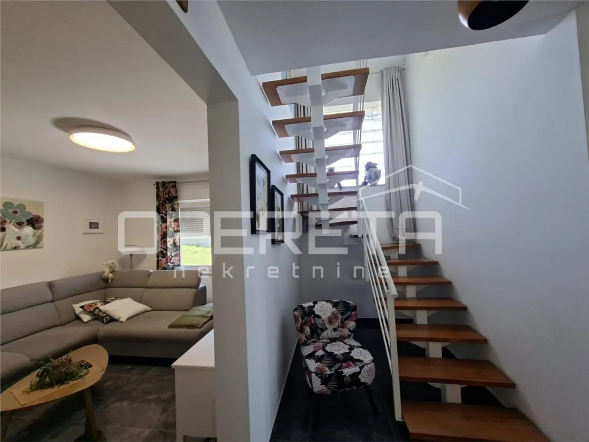 Family Villa for Sale in Lopatinec, Croatia - foto 8