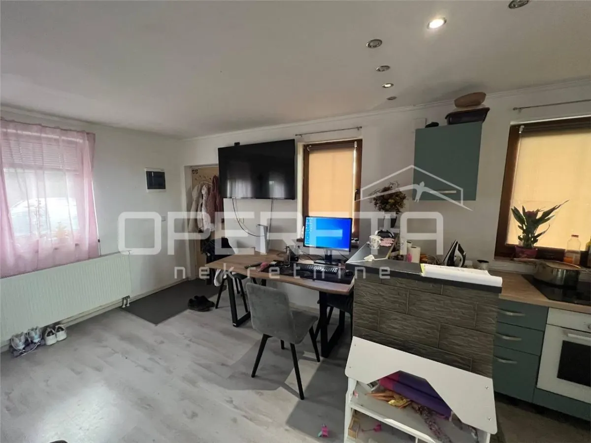 Casa vila de vanzare in Croatia, Gornji Kneginec - foto 1