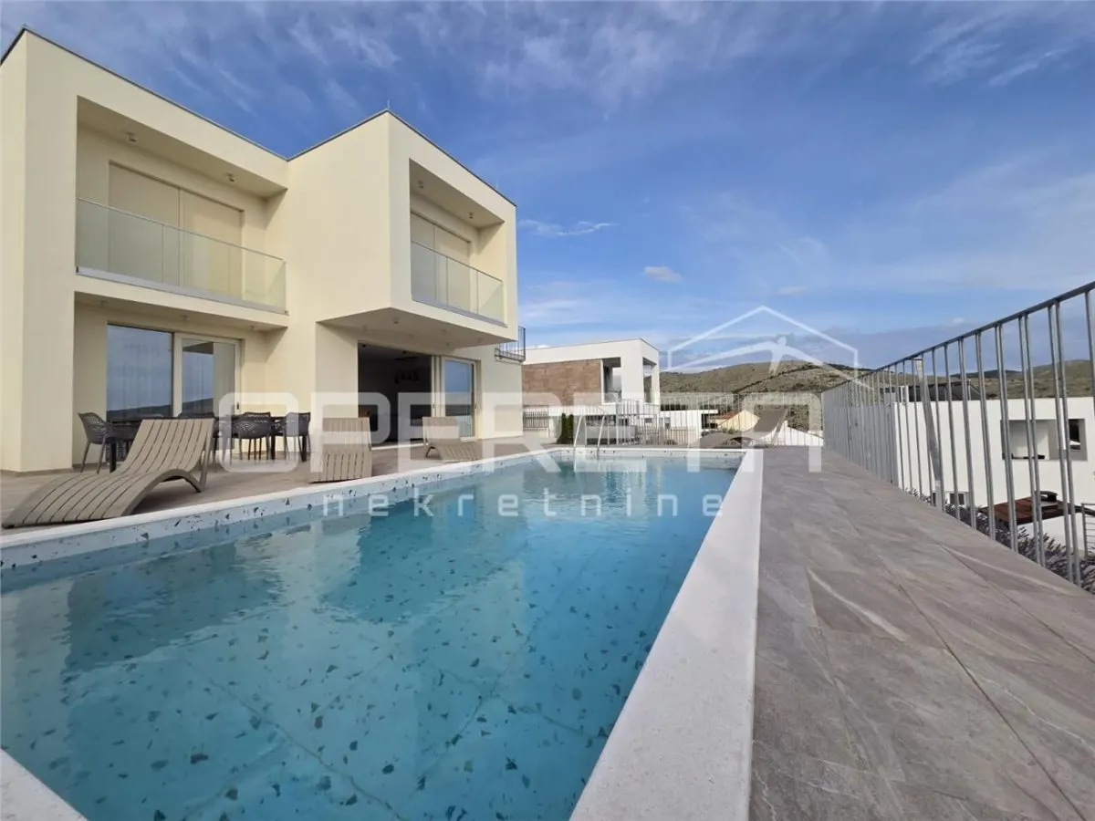 Modern Villa with Pool and Sea View in Šibenik, Croatia - foto 1