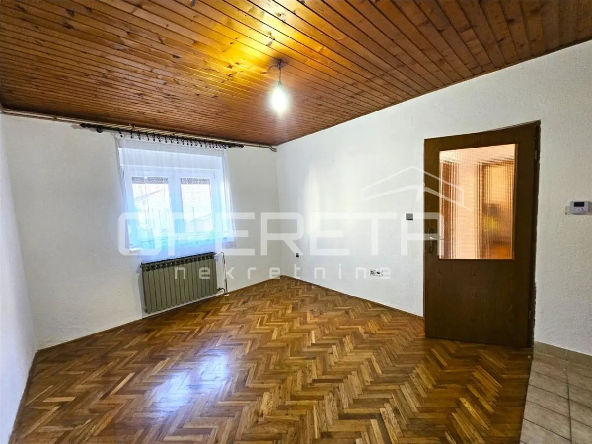 Family Villa with Three Apartments for Sale in Imotski, Croatia - foto 15
