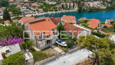 Casa vila de vanzare in Croatia, Postira - Postira